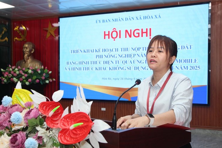 UBND xã Hòa Xá tổ chức hội nghị triển khai kế hoạch thu nộp thuế sử dụng đất phi nông nghiệp bằng eTax Mobile- Ảnh 2.