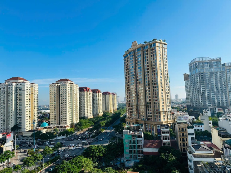 Hà Nội ngày 16/9: Ngày trời nắng oi, có lúc có mưa rào và dông- Ảnh 1.