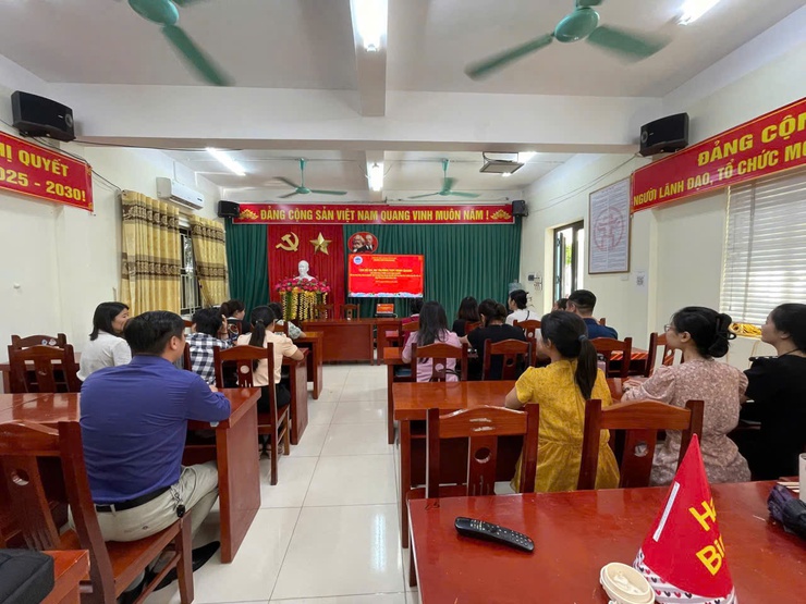 XÃ BA VÌ THAM DỰ HỘI NGHỊ TOÀN QUỐC QUÁN TRIỆT, TRIỂN KHAI 4 NGHỊ QUYẾT QUAN TRỌNG CỦA BỘ CHÍNH TRỊ- Ảnh 4.