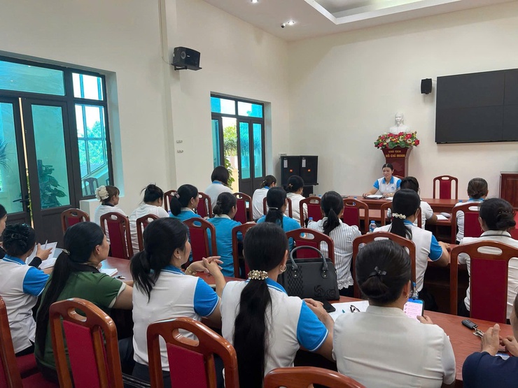 Hội LHPN xã Yên Bài  tổ chức các bước quy trình giới thiệu nhân sự tham gia Hội LHPN xã Yên Bài khoá I, nhiệm kỳ 2025-2030.- Ảnh 1.