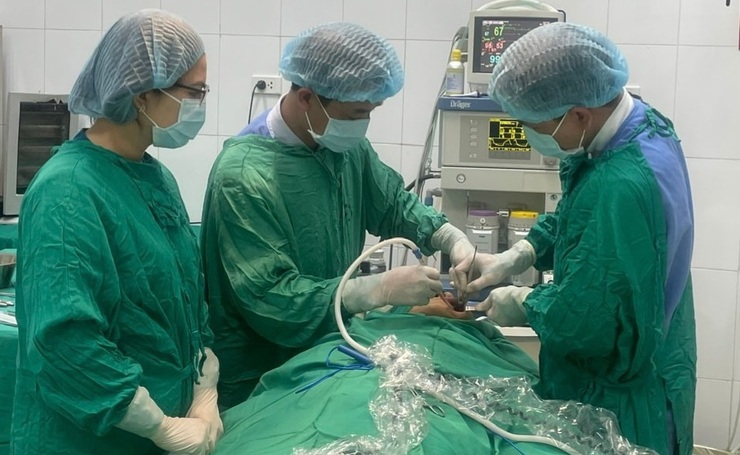 Người bệnh được hưởng dịch vụ y tế chất lượng cao, chuyên sâu ngay tại các bệnh viện tuyến cơ sở- Ảnh 2.