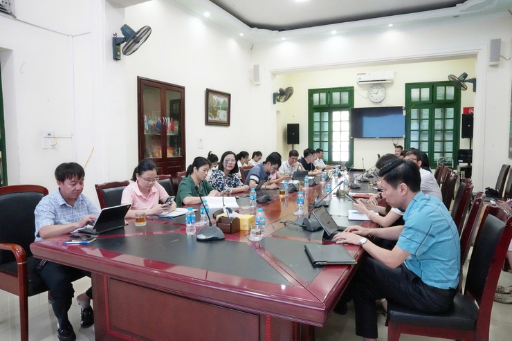 Sơn Tây trao đổi, hướng dẫn cập nhật ChatGPT- Ảnh 1.