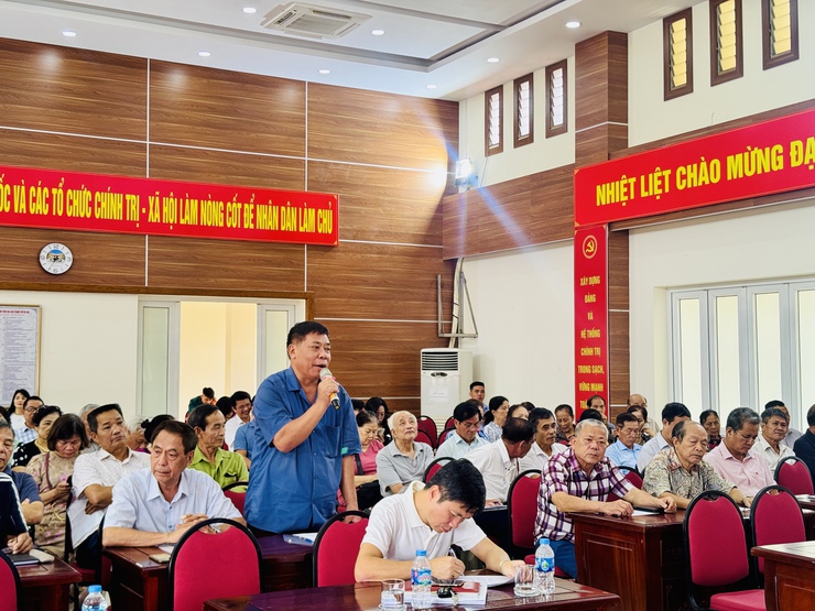 PHƯỜNG PHÚ THƯỢNG TỔ CHỨC HỘI NGHỊ ĐỐI THOẠI VỀ CÔNG TÁC VỆ SINH MÔI TRƯỜNG- Ảnh 4.