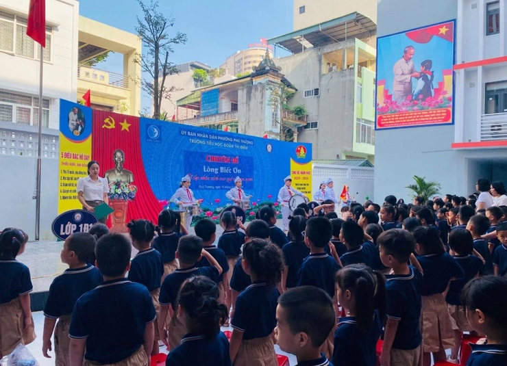 TRƯỜNG TH ĐOÀN THỊ ĐIỂM TỔ CHỨC GIÁO DỤC ĐẠO ĐỨC CHO HỌC SINH QUA CHUYÊN ĐỀ “LÒNG BIẾT ƠN”- Ảnh 1.