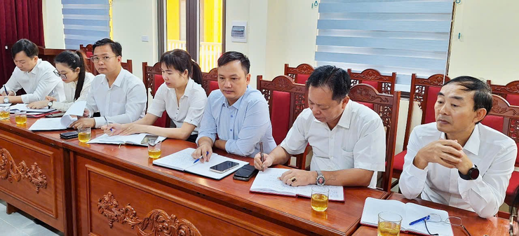 Thường trực HĐND xã giao ban với tổ trưởng, tổ phó tổ đại biểu HĐND xã- Ảnh 3. Thường trực HĐND xã giao ban với tổ trưởng, tổ phó tổ đại biểu HĐND xã- Ảnh 3.