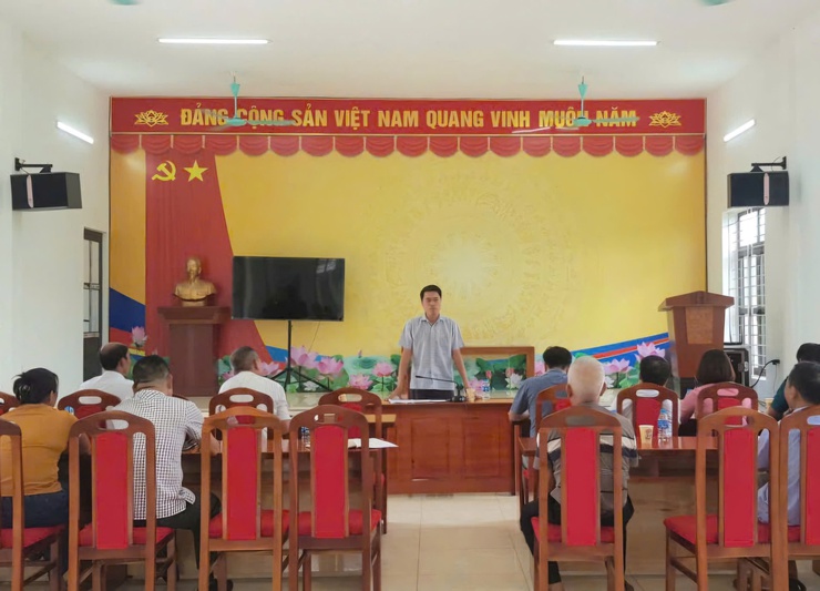 CHỦ TỊCH UBND XÃ NỘI BÀI HỒ VIỆT HÙNG LÀM VIỆC VỚI THÔN ĐÔNG VÀ THÔN ĐOÀI- Ảnh 6.
