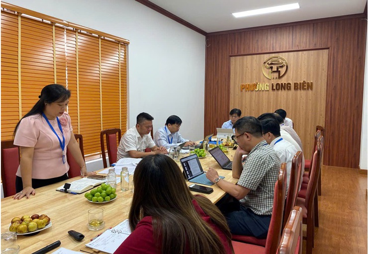 Thường trực Hội đồng nhân dân phường Giám sát việc tiếp công dân, giải quyết khiếu nại, tố cáo của công dân và việc giải quyết kiến nghị cử tri của Ủy ban nhân dân phường Long Biên- Ảnh 4.