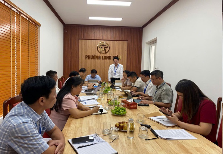 Thường trực Hội đồng nhân dân phường Giám sát việc tiếp công dân, giải quyết khiếu nại, tố cáo của công dân và việc giải quyết kiến nghị cử tri của Ủy ban nhân dân phường Long Biên- Ảnh 5.