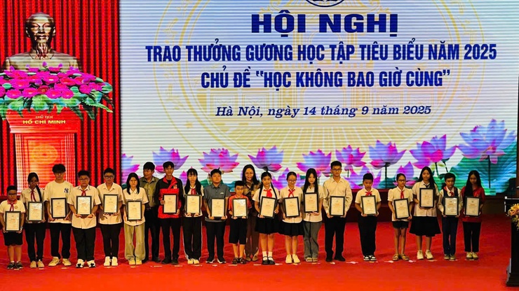Lê Vũ Anh Duy - cậu học trò say mê học tập thành tích không ngừng nâng cao- Ảnh 2.
