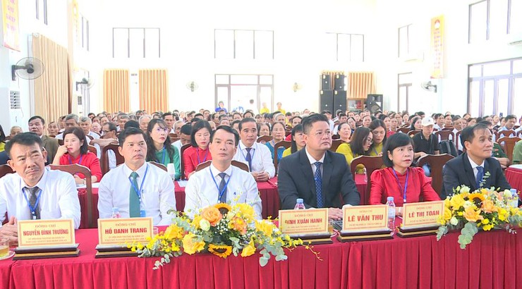 Đại hội Mặt trận Tổ quốc Việt Nam xã Phúc Lộc lần thứ I,

nhiệm kỳ 2025-2030 thành công tốt đẹp- Ảnh 2.