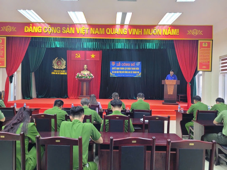 Ra mắt Chi đoàn và Chi hội Phụ nữ Công an xã- Ảnh 1.