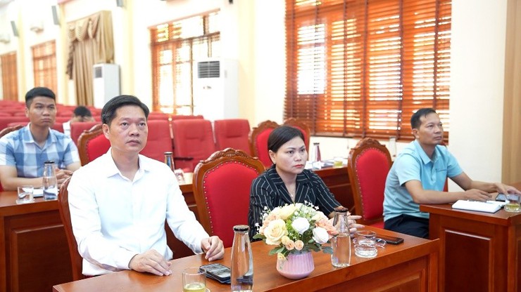 Lãnh đạo xã Dương Hoà tham dự lớp bồi dưỡng cập nhật kiến thức, kỹ năng đối với cán bộ lãnh đạo quản lý cấp xã, phường, đặc khu- Ảnh 1.