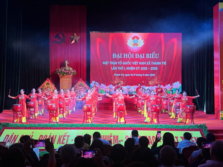 Đại hội MTTQ xã Thanh Trì lần thứ I, nhiệm kỳ 2025 - 2030: Xây dựng khối đại đoàn kết toàn dân vững mạnh
- Ảnh 1.