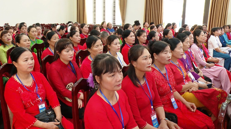 Đại hội đại biểu Hội LHPN xã Ứng Hoà: dấu mốc phát triển mới của phong trào phụ nữ và công tác hội xã Ứng Hòa trong giai đoạn mới.- Ảnh 7.