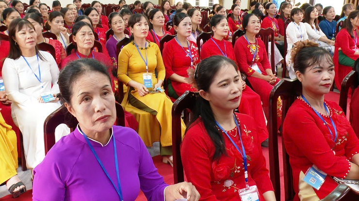 Đại hội đại biểu Hội LHPN xã Ứng Hoà: dấu mốc phát triển mới của phong trào phụ nữ và công tác hội xã Ứng Hòa trong giai đoạn mới.- Ảnh 19.