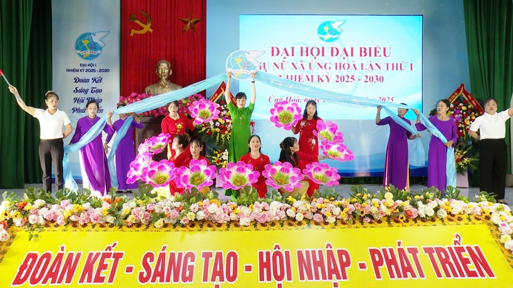 Đại hội đại biểu Hội LHPN xã Ứng Hoà: dấu mốc phát triển mới của phong trào phụ nữ và công tác hội xã Ứng Hòa trong giai đoạn mới.- Ảnh 9.