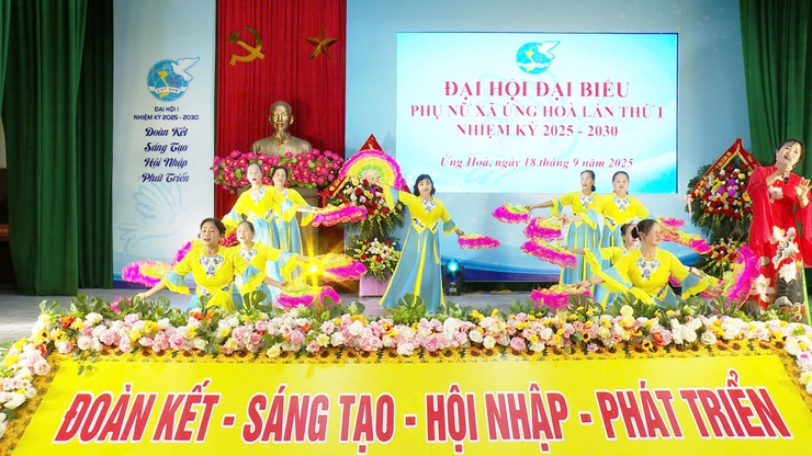 Đại hội đại biểu Hội LHPN xã Ứng Hoà: dấu mốc phát triển mới của phong trào phụ nữ và công tác hội xã Ứng Hòa trong giai đoạn mới.- Ảnh 13.