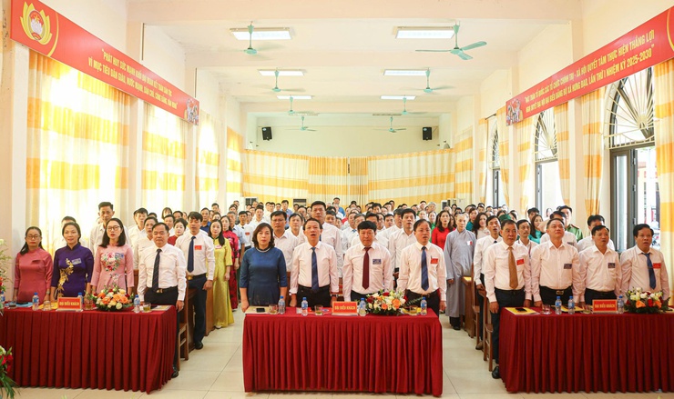 ĐẠI HỘI ĐẠI BIỂU MTTQ VIỆT NAM XÃ HƯNG ĐẠO LẦN THỨ I, NHIỆM KỲ 2025–2030: PHÁT HUY SỨC MẠNH ĐẠI ĐOÀN KẾT TOÀN DÂN- Ảnh 1.
