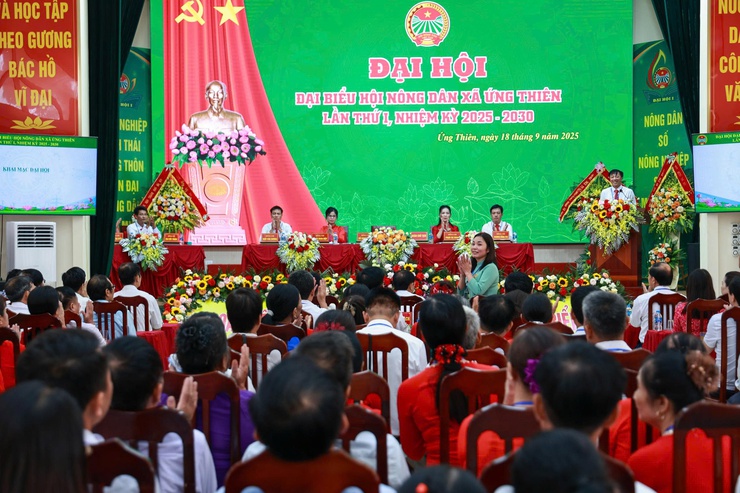 NÔNG DÂN SỐ, NÔNG NGHIỆP SẠCH, MÔI TRƯỜNG XANH THIẾT THỰC GẮN BÓ VỚI NÔNG DÂN XÃ ỨNG THIÊN- Ảnh 1.