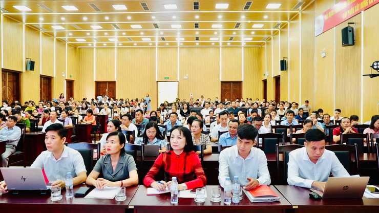 Bồi dưỡng nghiệp vụ công tác Đảng và đảng viên năm 2025- Ảnh 1.