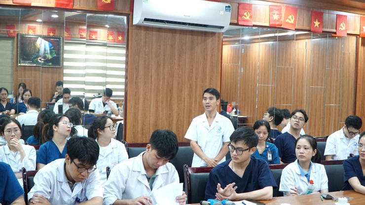 BVĐK Hòe Nhai sinh hoạt khoa học đo mật độ xương bằng phương pháp DEXA- Ảnh 1.