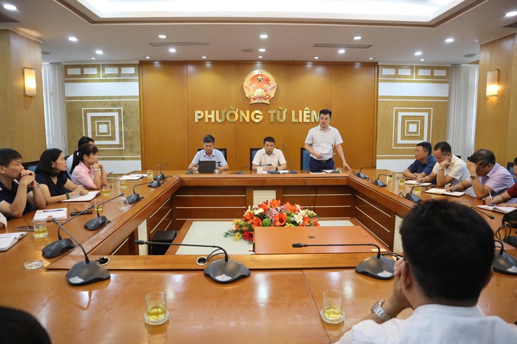 Lãnh đạo UBND phường Từ Liêm làm việc với các Tổ dân phố thuộc phường Mễ Trì, Phú Đô (cũ)

- Ảnh 2.