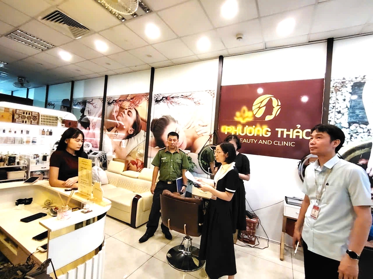 Hà Nội tăng cường siết chặt quản lý hoạt động hành nghề y, dược ngoài công lập- Ảnh 1.