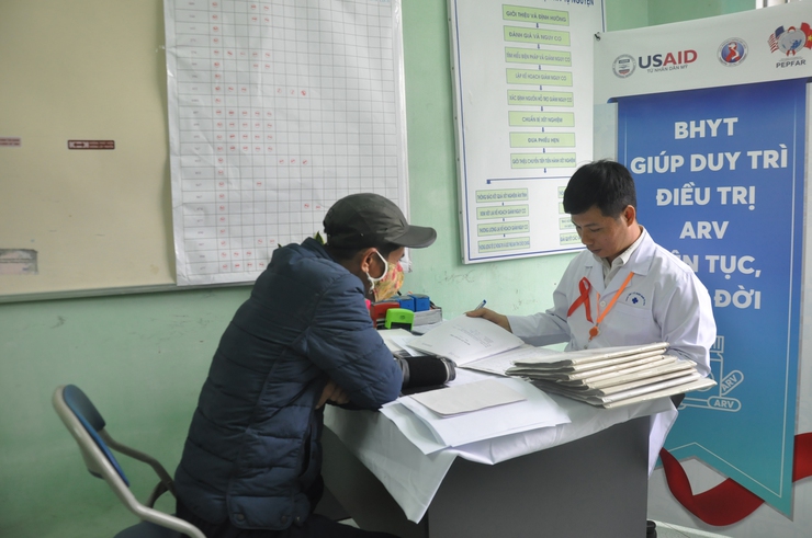 Thực hiện đồng bộ các hoạt động phòng chống HIV/AIDS trên địa bàn thành phố- Ảnh 1.