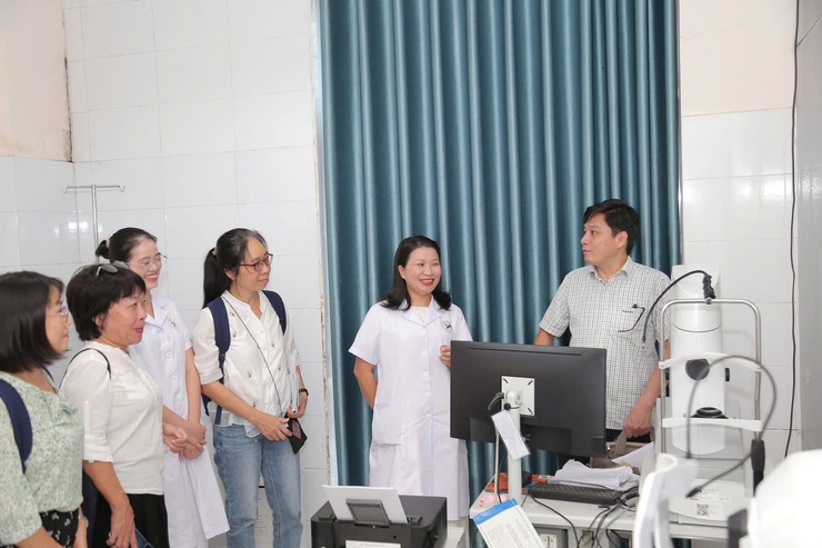 Bệnh viện Đa khoa Đức Giang hợp tác cùng Tổ chức Orbis ứng dụng trí tuệ nhân tạo trong sàng lọc bệnh đáy mắt- Ảnh 1.