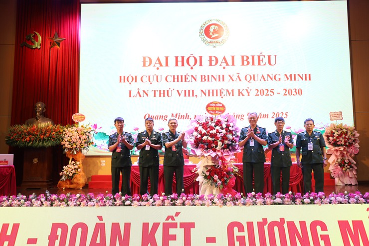 Đại hội đại biểu Hội Cựu chiến binh xã Quang Minh lần thứ VIII: Phát huy truyền thống “Bộ đội Cụ Hồ”, đoàn kết, đổi mới, xây dựng Hội vững mạnh toàn diện- Ảnh 7.