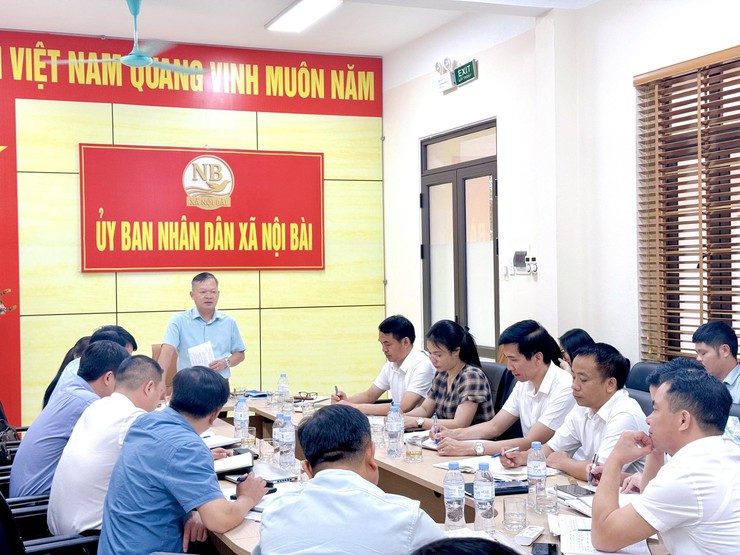 THƯỜNG TRỰC ĐẢNG ỦY XÃ LÀM VIỆC VỚI PHÒNG KINH TẾ XÃ NỘI BÀI- Ảnh 1.