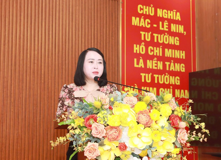 Hội nghị quán triệt, triển khai Nghị quyết Đại hội Đảng bộ phường Vĩnh Tuy lần thứ I và các Nghị quyết quan trọng của Bộ Chính trị- Ảnh 3.