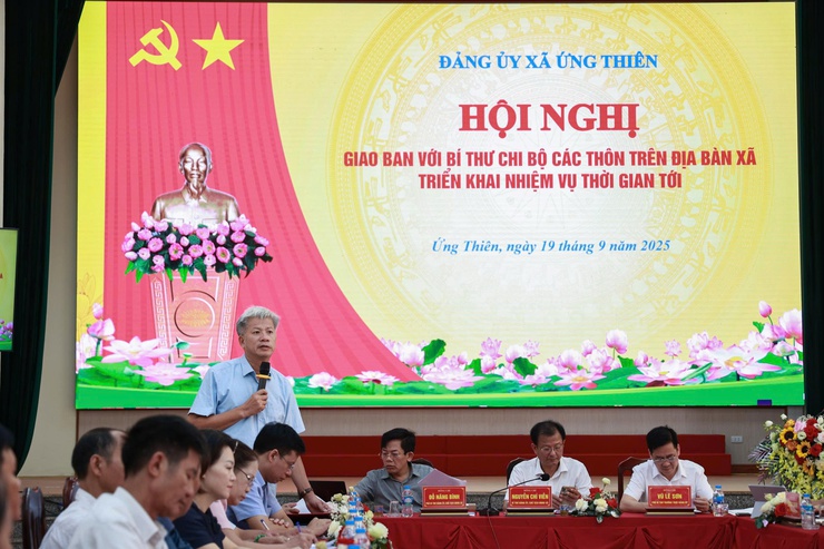 Hội nghị giao ban Thường trực Đảng ủy với Bí thư chi bộ các thôn trên địa bàn- Ảnh 9.
