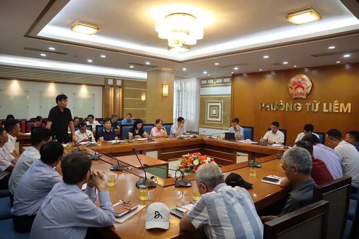 Lãnh đạo UBND phường Từ Liêm làm việc với các Tổ dân phố thuộc phường Mễ Trì, Phú Đô (cũ)

- Ảnh 4.