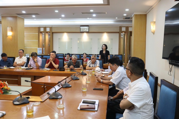 Lãnh đạo UBND phường Từ Liêm làm việc với các Tổ dân phố thuộc phường Mễ Trì, Phú Đô (cũ)

- Ảnh 7.