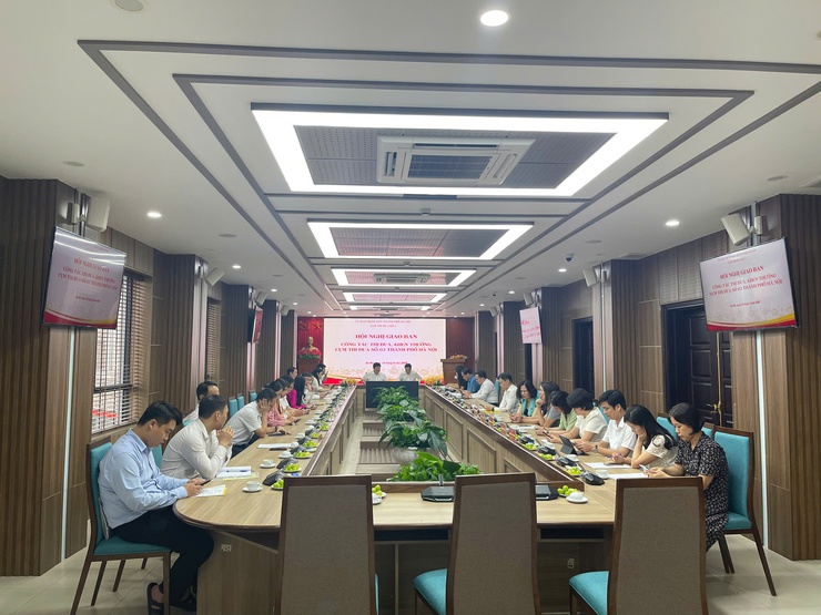 Cụm Thi đua số 03 Hà Nội tổ chức Hội nghị giao ban công tác thi đua, khen thưởng năm 2025- Ảnh 1.