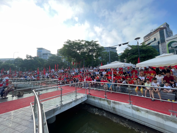 Phường Ô Chợ Dừa : Lễ chào cờ, tiếp sóng trực tiếp Lễ Kỷ niệm, diễu binh, diễu hành Kỷ niệm 80 năm Quốc khánh 02/9- Ảnh 8.