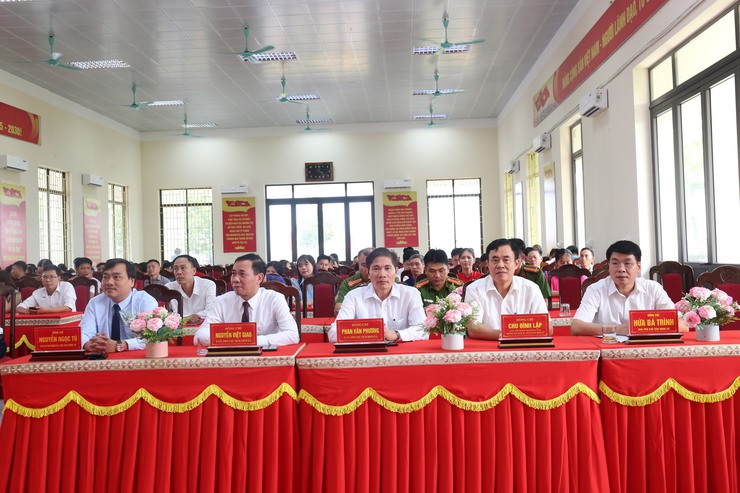 Chương trình gặp mặt kỷ niệm 80 năm Ngày truyền thống các cơ quan hành chính nhà nước (28/8/1945 - 28/8/2025)- Ảnh 2.