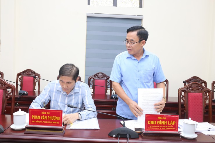 Hội nghị Ban Thường vụ Đảng ủy xã Bất Bạt: Thảo luận cho ý kiến vào một số nội dung thuộc thẩm quyền.- Ảnh 3.