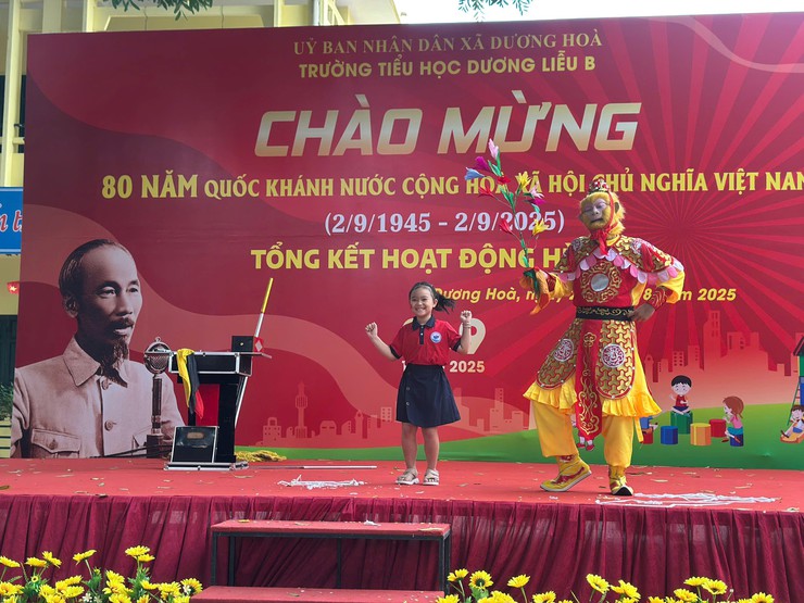 Trường tiểu học Dương Liễu B tổ chức chương trình Chào mừng 80 năm Quốc Khánh nước cộng hoà xã hội Chủ nghĩa Việt Nam và tổng kết hoạt động hè năm 2025- Ảnh 7.