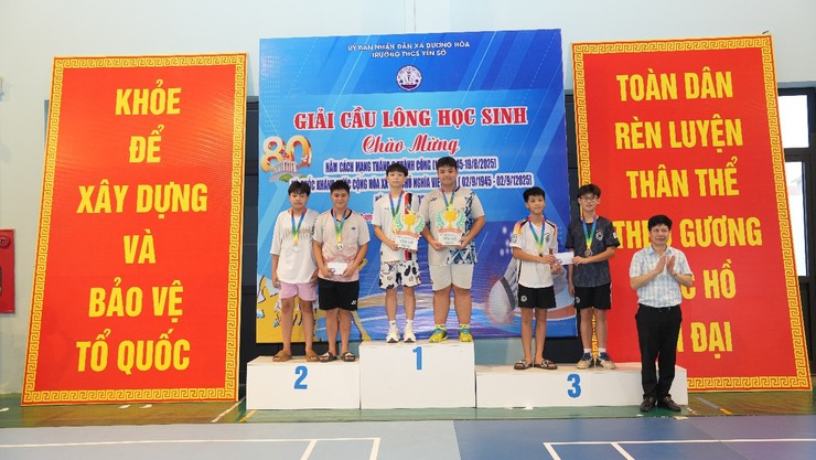 Giải cầu lông học sinh trường THCS Yên Sở năm 2025- Ảnh 5.
