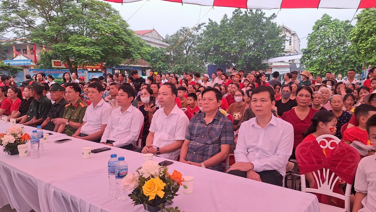 Rộn ràng không khí Tết Độc lập ở xã Đoài Phương- Ảnh 4.