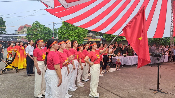 Rộn ràng không khí Tết Độc lập ở xã Đoài Phương- Ảnh 3.