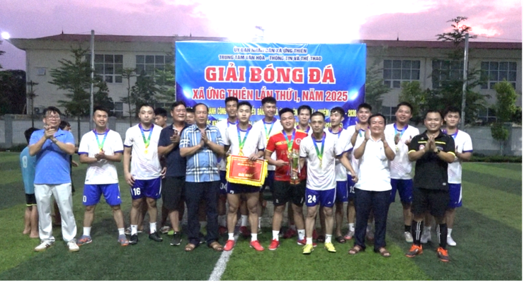Giải bóng đá xã Ứng Thiên lần thứ I – năm 2025 thành công tốt đẹp- Ảnh 3.