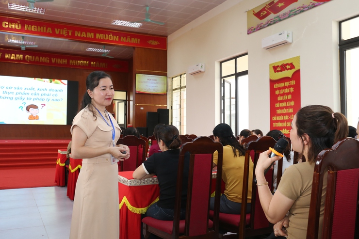 Hội nghị tập huấn các quy định của pháp luật về an toàn thực phẩm và kiến thức đảm bảo ATTP, phòng chống ngộ độc thực phẩm- Ảnh 9.