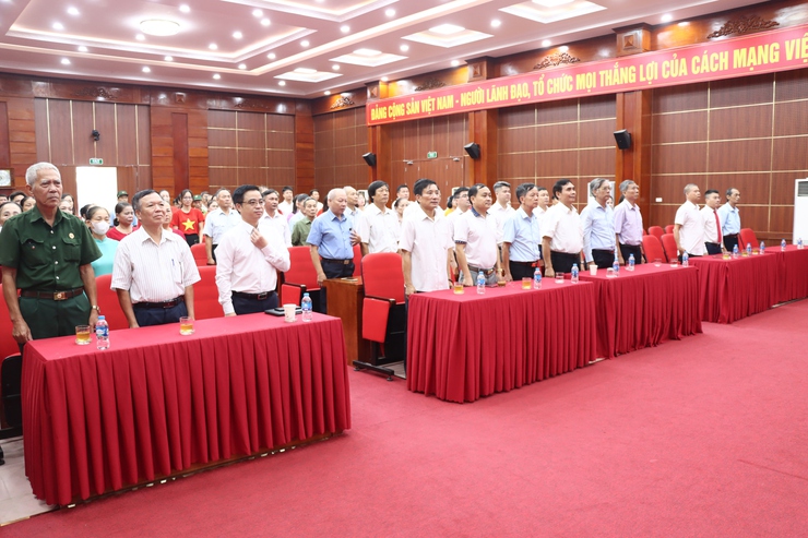 Xã Phú Xuyên tổ chức chương trình dự và theo dõi truyền hình trực tiếp Lễ kỷ niệm,  diễu binh, diễu hành kỷ niệm 80 năm Cách mạng tháng Tám thành công  và Quốc khánh 2/9- Ảnh 1.