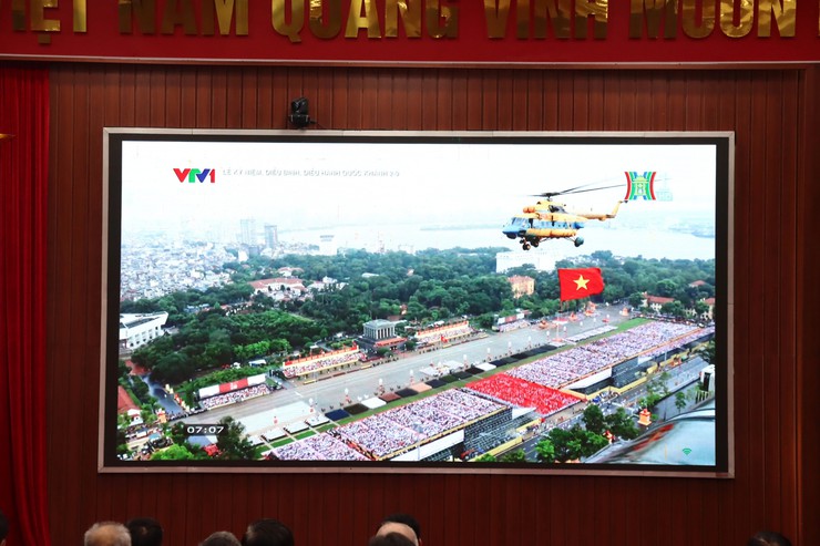 Xã Phú Xuyên tổ chức chương trình dự và theo dõi truyền hình trực tiếp Lễ kỷ niệm,  diễu binh, diễu hành kỷ niệm 80 năm Cách mạng tháng Tám thành công  và Quốc khánh 2/9- Ảnh 13.