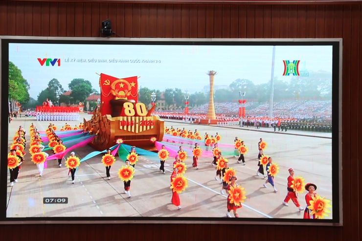 Xã Phú Xuyên tổ chức chương trình dự và theo dõi truyền hình trực tiếp Lễ kỷ niệm,  diễu binh, diễu hành kỷ niệm 80 năm Cách mạng tháng Tám thành công  và Quốc khánh 2/9- Ảnh 15.