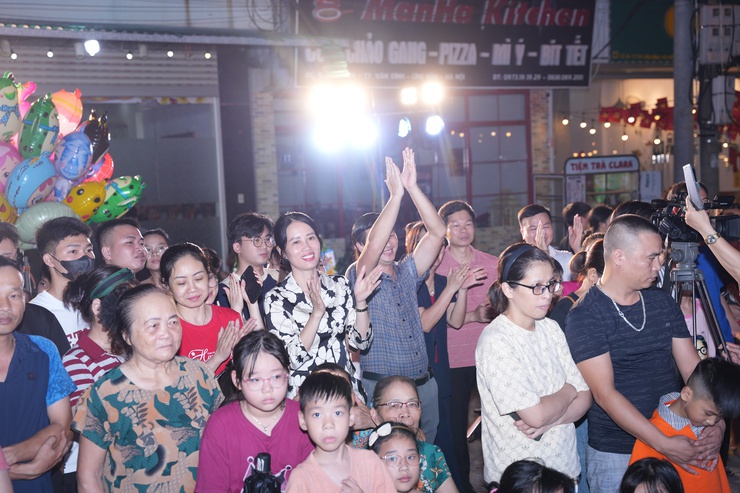 XÃ VÂN ĐÌNH TỔ CHỨC CHƯƠNG TRÌNH GIAO LƯU NGHỆ THUẬT ĐƯỜNG PHỐ- Ảnh 2.