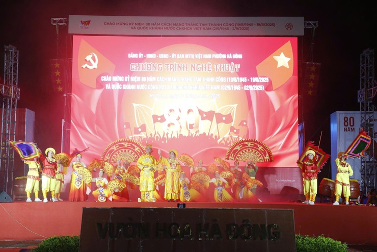 Ấn tượng chương trình nghệ thuật đặc biệt chào mừng kỷ niệm 80 năm Quốc khánh 2/9- Ảnh 2.